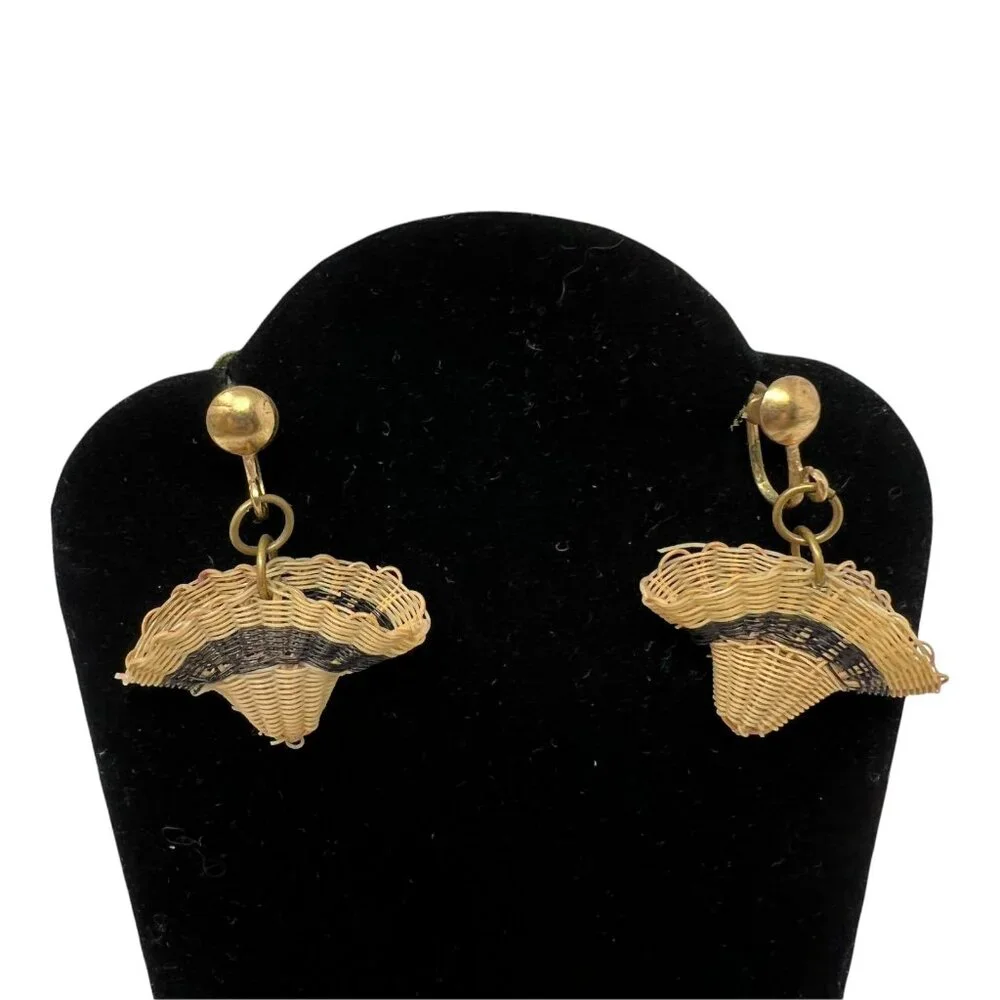 Hat Earrings Rattan Vintage Gold Tone Screw Back Tan‎